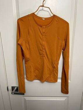 Lululemon Athletica Women's Rust Orange Lightweight Hiking Long-Sleeve Henley